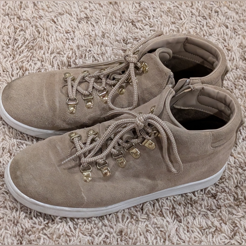 Kensie Wedge Sneaker Ankle Boot Flori Bootie Sand Suede 9